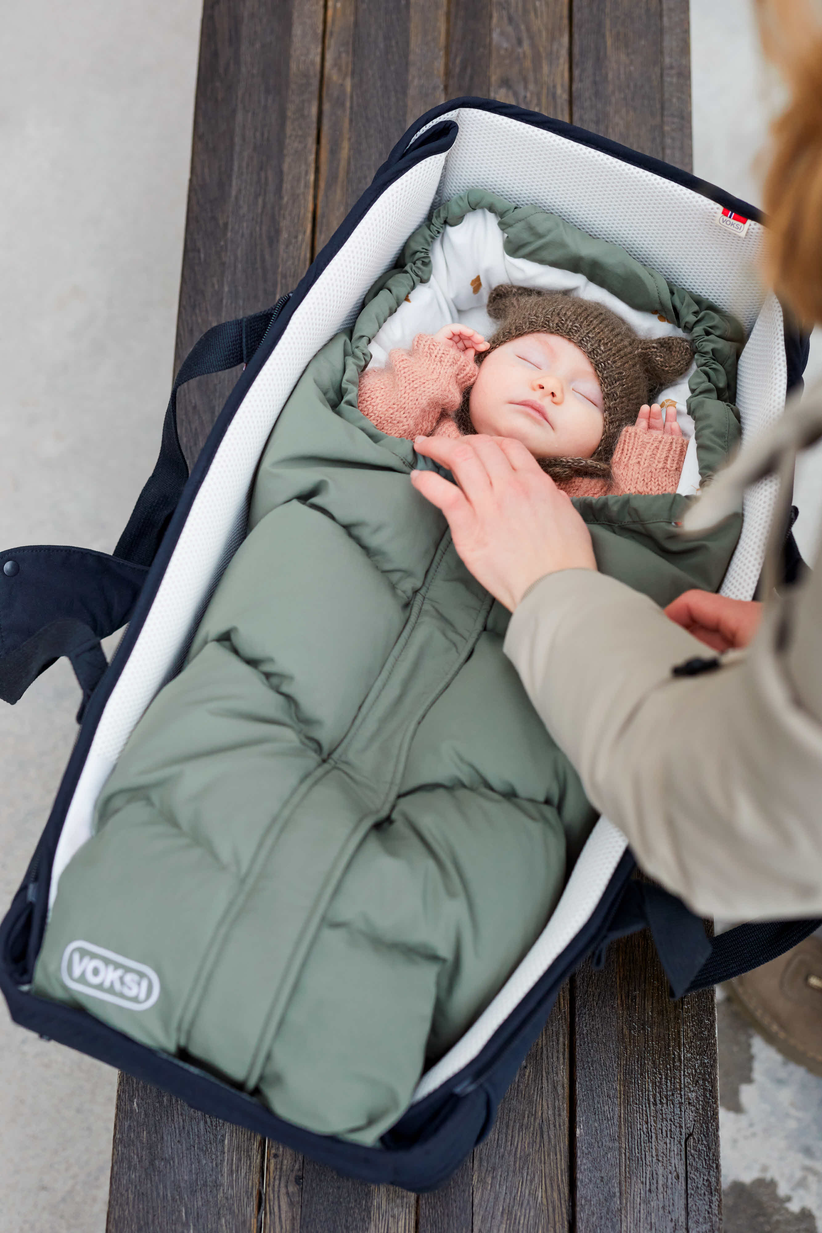 CARRY ME Breathable and soft carry cot